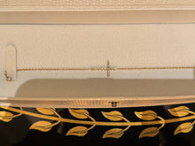 將圖片加載到圖庫查看器中， Lucera Diamond Cross Bracelet in 18K Yellow Gold | JustLise